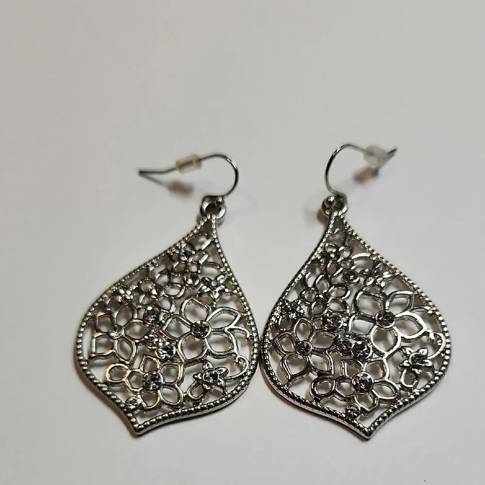 Elegant Silver Floral Earrings